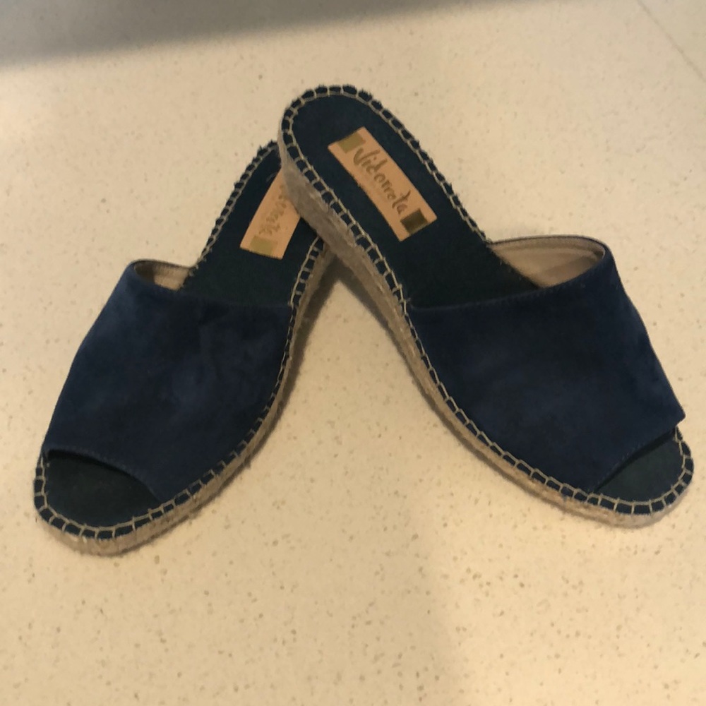 Vidoretta open toed espadrilles